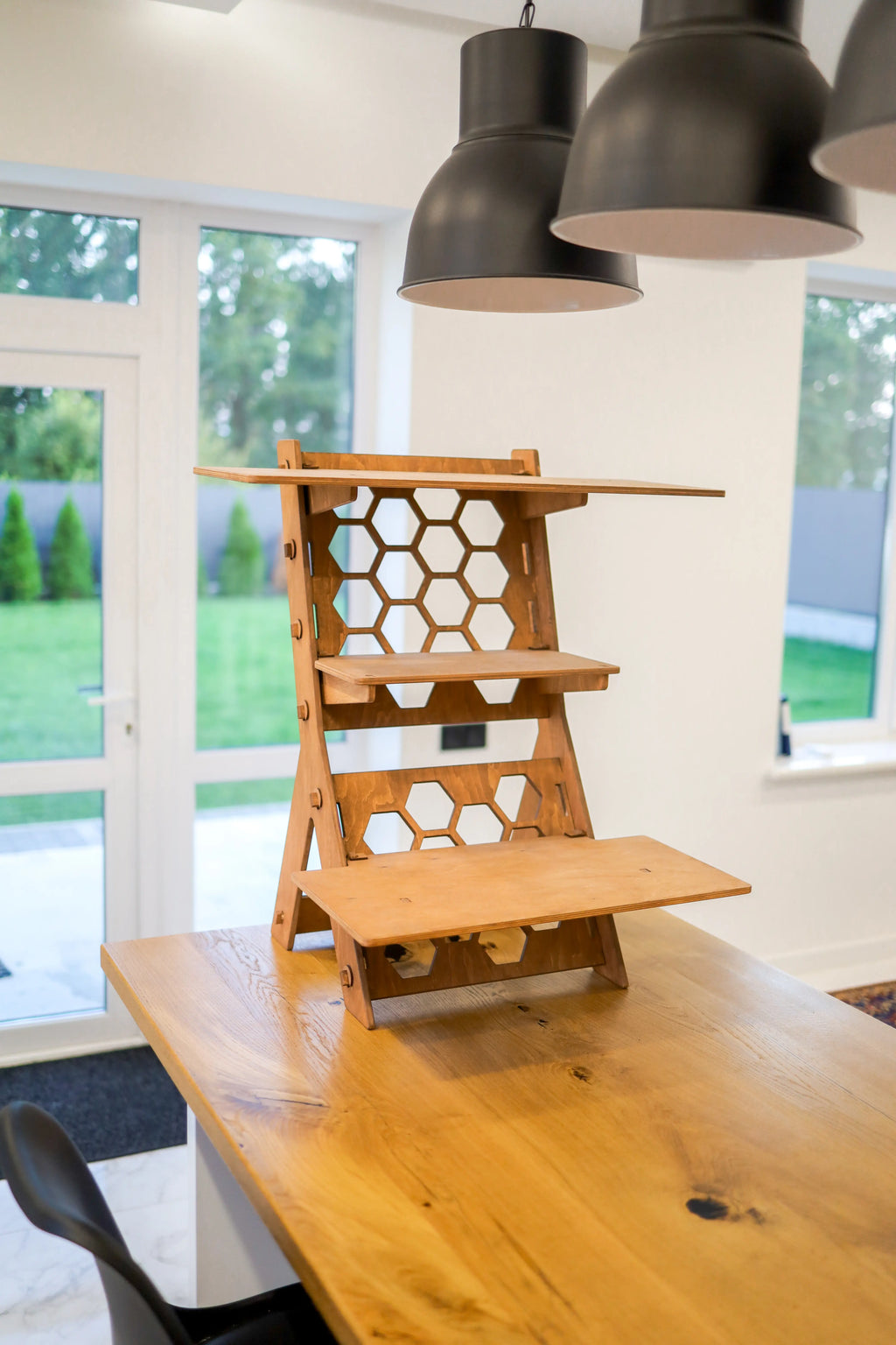 Standing desk "Y" Honeycombs
