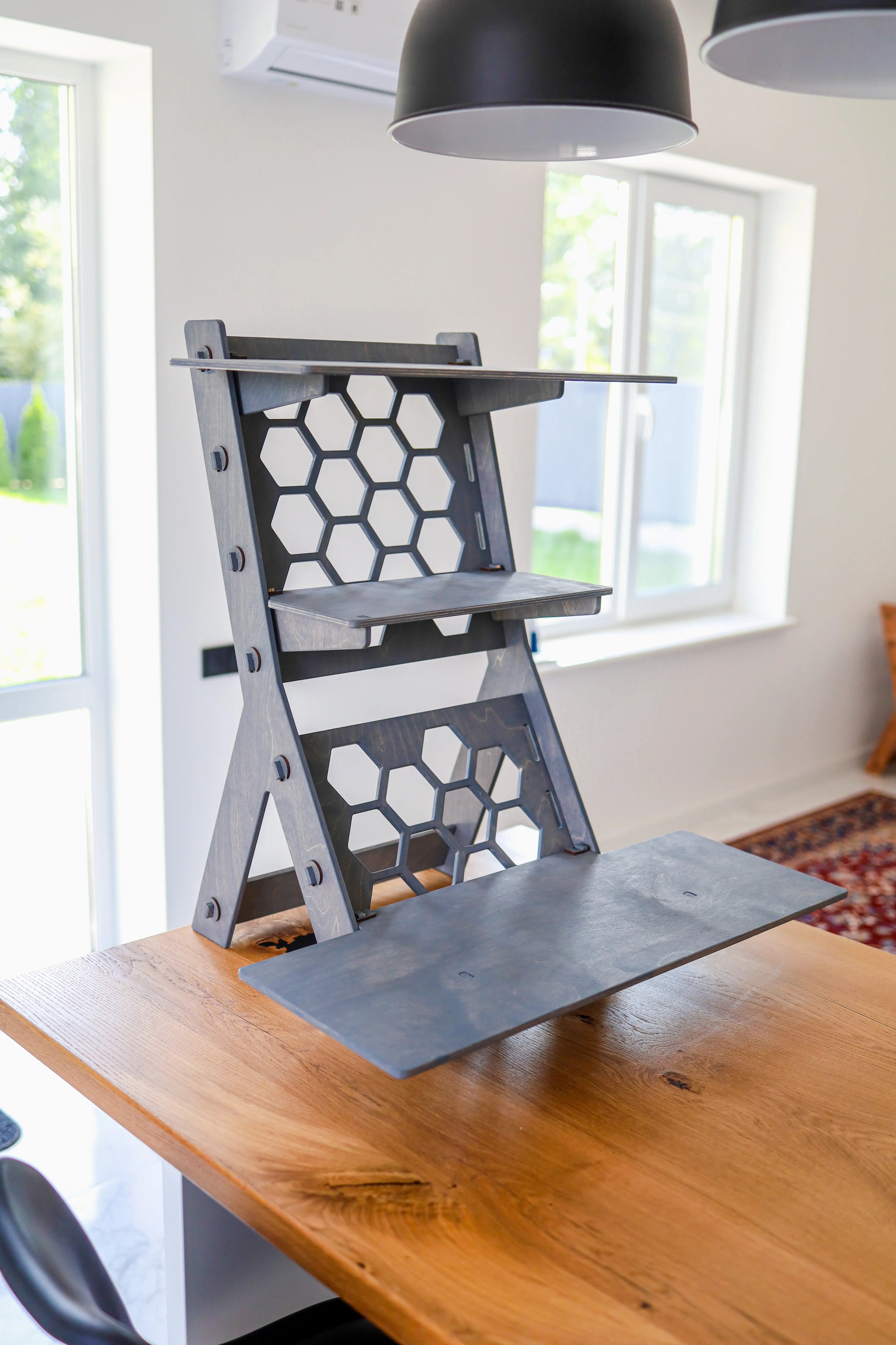 Standing desk "Y" Honeycombs