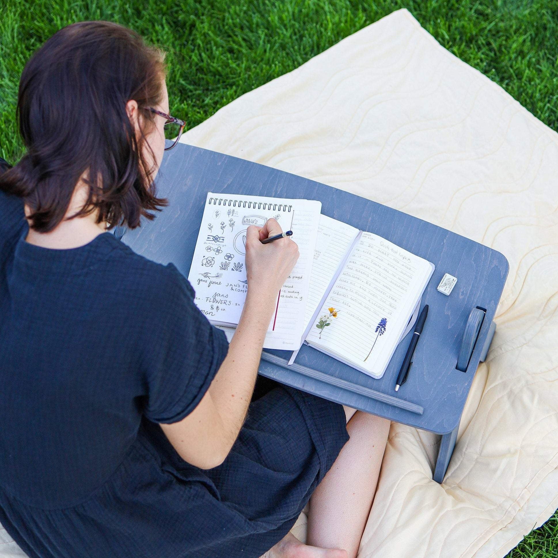 Lap desk by LifeHelperCo