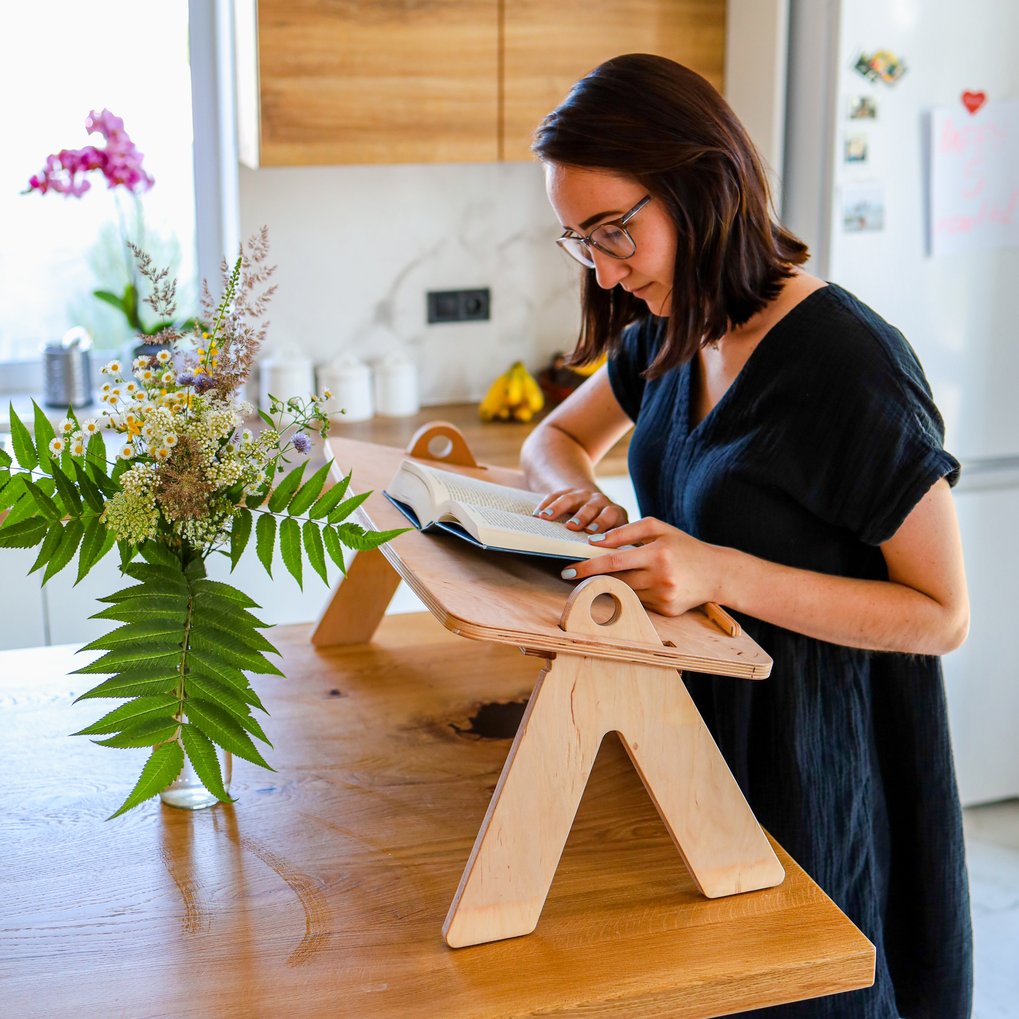 Lap desk by LifeHelperCo