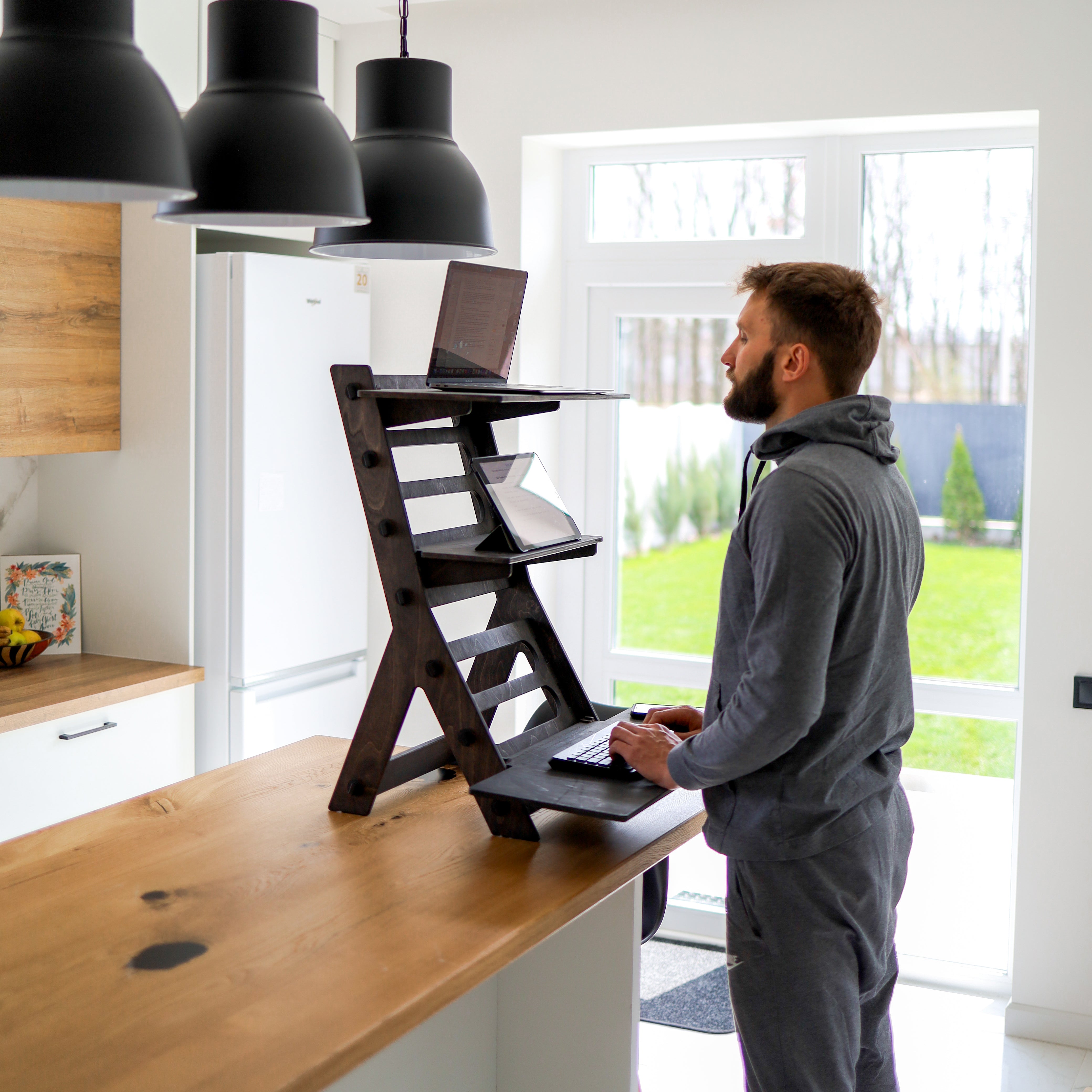 Ladder pattern standing desk by LifeHelperCo