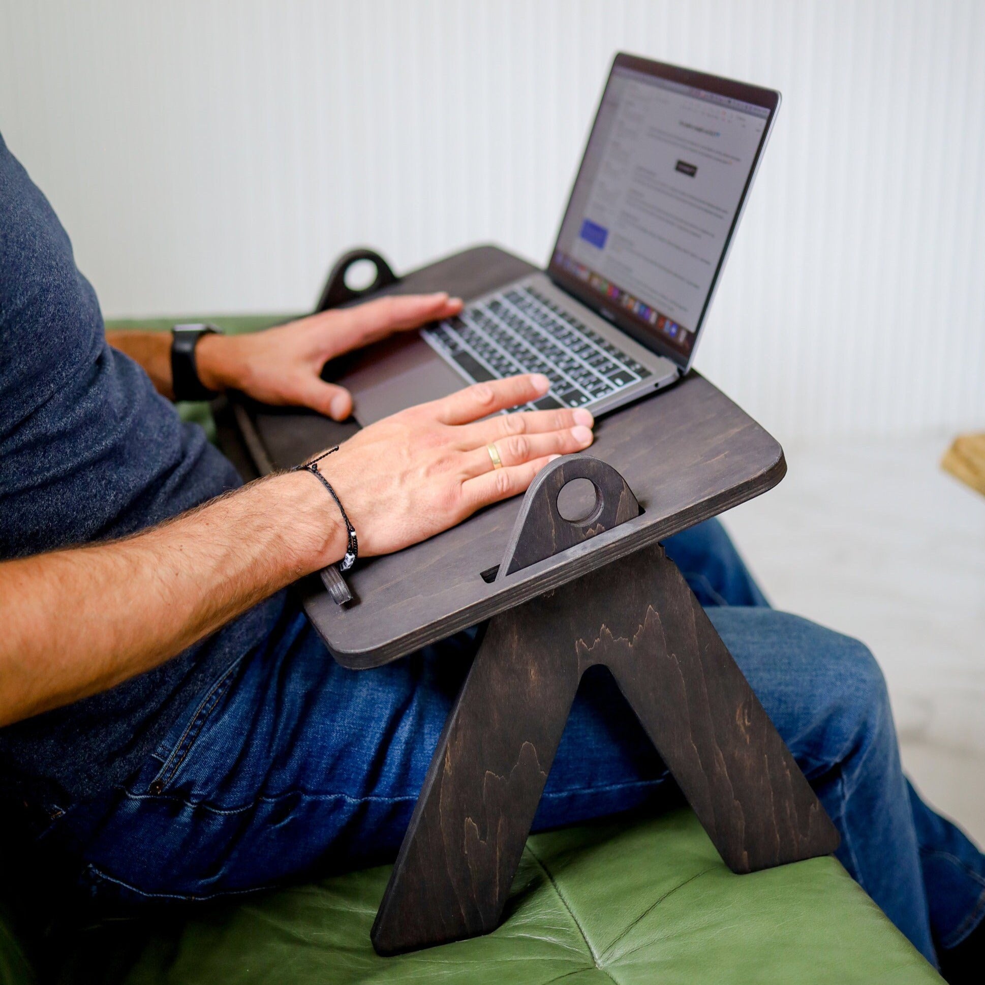 Lap desk by LifeHelperCo